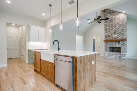 New construction Single-Family house 200 Sarra Ln, Poolville, TX 76487 plan Cherry Laurel - image 7