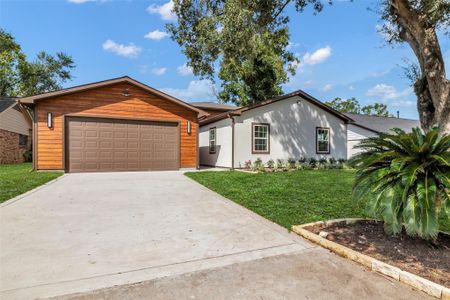 New construction Single-Family house 9630 Vilven Ln, Houston, TX 77080 - image