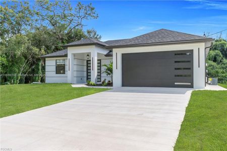 New construction Single-Family house 2903 Beluga St, Lehigh Acres, FL 33972 - image