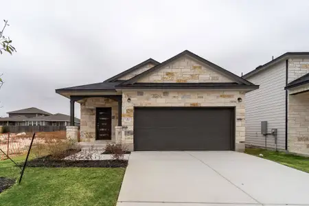 New construction Single-Family house 720 Barbary Coast Ln, Jarrell, TX 76537 plan Oak - image