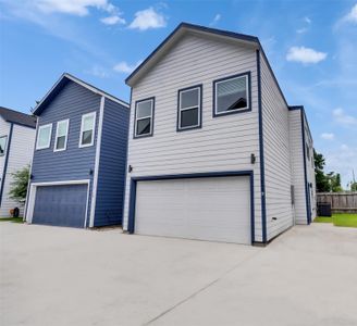 New construction Single-Family house 855 S Victory Dr, Unit C, Houston, TX 77088 - image