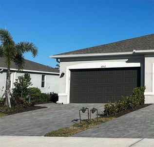 New construction Single-Family house 8752 Saint Kitts Cir, Englewood, FL 34224 - image