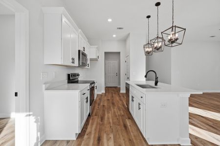 New construction Single-Family house 2804 Blackbird Ct, Crestview, FL 32563 plan Sierra - image 7