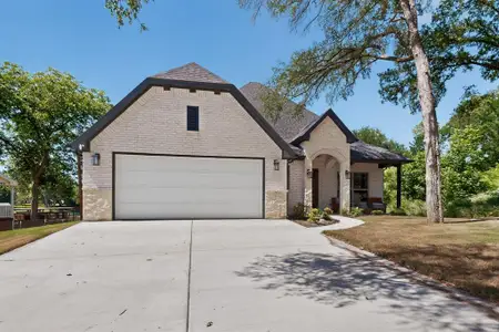 New construction Single-Family house 410 Virgo Ct, Granbury, TX 76049 - image
