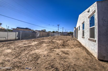 New construction Single-Family house 527 W Mobile Ln, Phoenix, AZ 85041 null- photo 88 88