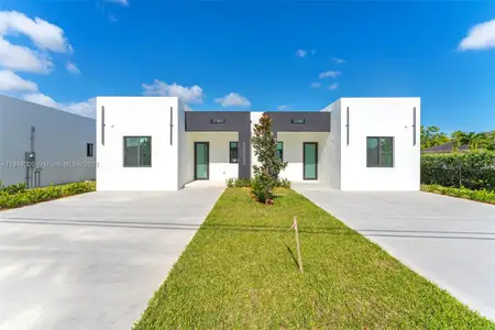 New construction Townhouse house 12381 Sw 220Th St, Miami, FL 33170 - image