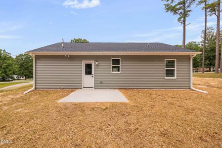New construction Single-Family house 183 Magnolia Dr, Roxboro, NC 27573 - image