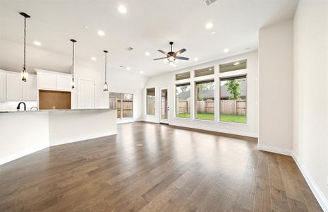 New construction Single-Family house 21010 Magnolia Mil Drive, Cypress, TX 77433 - photo 15 15