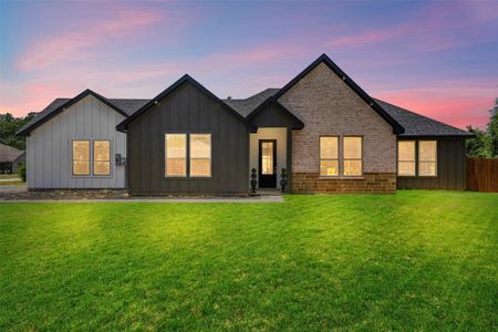 New construction Single-Family house 609 Luzon St, Tool, TX 75143 - image