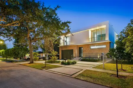 New construction Single-Family house 2096 Alamanda Dr, North Miami, FL 33181 - image