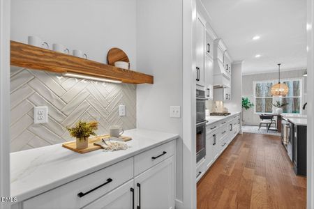 New construction Single-Family house 122 Sanderway Dr, Chapel Hill, NC 27516 - image 9