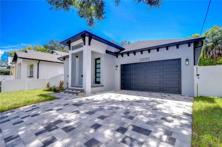 New construction Single-Family house Tampa, FL 33607 null- photo 0