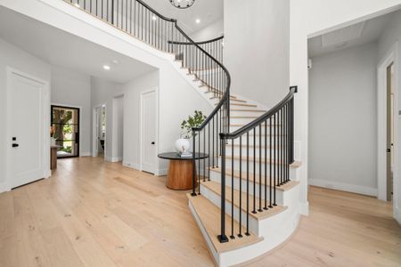 New construction Single-Family house 9839 Warwana Rd, Houston, TX 77080 - image 13