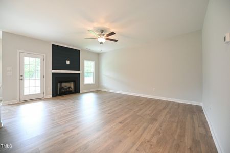 New construction Single-Family house 236 Abingdon Farms Dr, Selma, NC 27576 Naples- photo 6 6