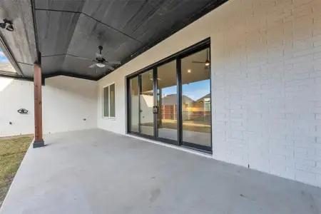 New construction Single-Family house 512 Creekside Dr, Haslet, TX 76052 - image 3