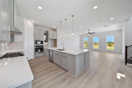 New construction Single-Family house 4402 Anthony Court Ln, Seabrook, TX 77586 plan 2402 - image 4