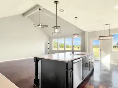 New construction Single-Family house 189 Campbell Dr, Canyon Lake, TX 78133 - image