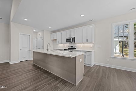New construction Single-Family house 1212 Petite Terre Ct, New Bern, NC 28560 - image 6
