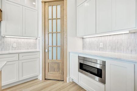 New construction Single-Family house 1061 Arbor Vista Dr, Azle, TX 76020 - image 7