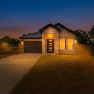New construction Single-Family house Ennis, TX 75119 - image