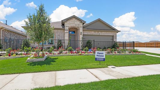 New construction Single-Family house 1403 Seabiscuit Dr, Granbury, TX 76049 - photo 0