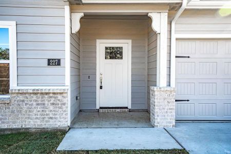 New construction Single-Family house 227 Faith Lane, Tioga, TX 76271 - photo 4 4