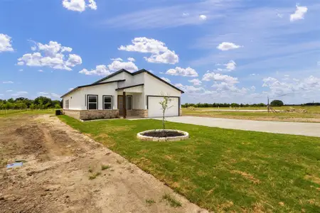 New construction Single-Family house 5522 County Rd 3521, Quinlan, TX 75474 - image