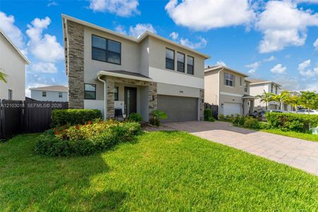New construction Single-Family house 12918 Sw 266Th Ter, Homestead, FL 33032 - image