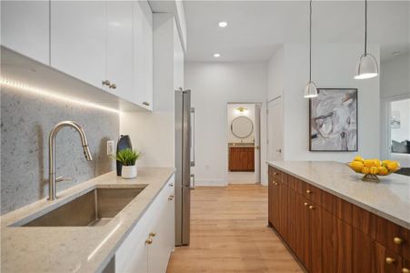 New construction Condo/Apt house 675 Drewry Street Northeast, Unit 203, Atlanta, GA 30306 - photo 6 6