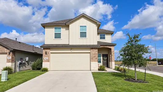 New construction Single-Family house 4555 Meerkat, Converse, TX 78109 - image