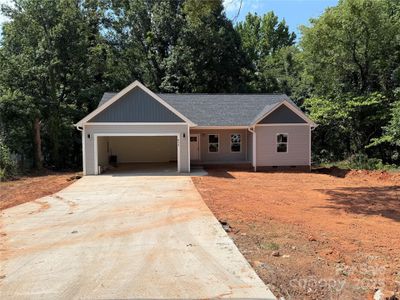 New construction Single-Family house 613 3rd St Pl SW, Conover, NC 28613 - image