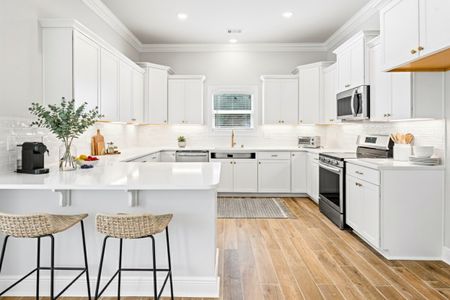 New construction Single-Family house 75 Butterfly Bnd, Freeport, FL 32439 plan Aubry III H - image