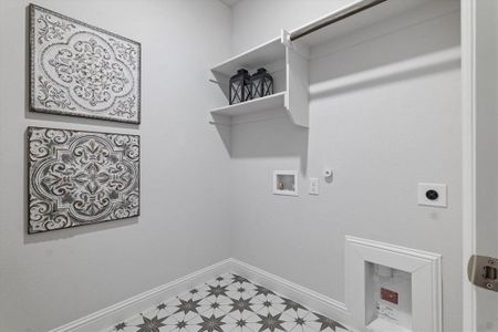 New construction Single-Family house 3912 Felicity Ln, Denton, TX 76207 - image 17