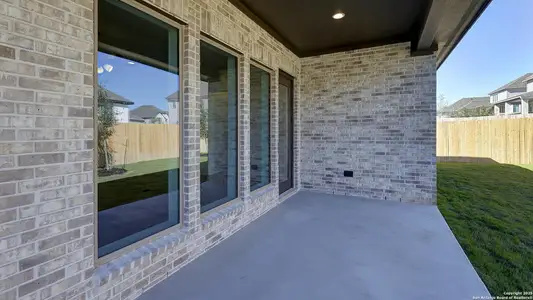 New construction Single-Family house 129 Brown Swiss Rdg, Boerne, TX 78006 plan 2373H - image 3