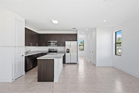 New construction Single-Family house 22005 Sw 114Th Ave, Miami, FL 33170 null- photo 7 7