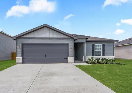 New construction Single-Family house 16004 Tassel Br, Lytle, TX 78052 plan Conroe - image