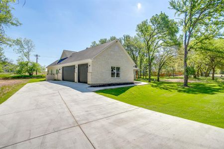 New construction Single-Family house 6705 Westover Dr, Granbury, TX 76049 - image 3