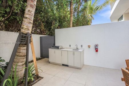New construction Condo house 2200 Brickell Ave, Unit GV04, Miami, FL 33129 - image