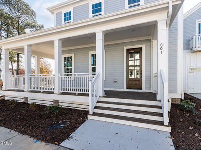 003-1280x960-front-porch