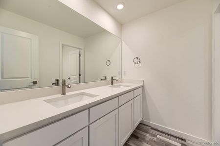 New construction Townhouse house 1288 S Algonquian St, Aurora, CO 80018 The Highland- photo 8 8