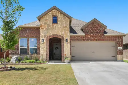 New construction Single-Family house 2919 Shetland Dr, Aubrey, TX 76227 - image