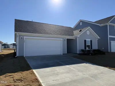 New construction Single-Family house 195 Frasier Fir Way, Lillington, NC 27546 null- photo 1 1