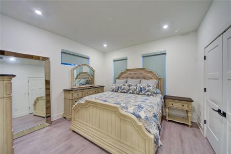 New construction Townhouse house 323 15Th St N, St. Petersburg, FL 33705 - image 6