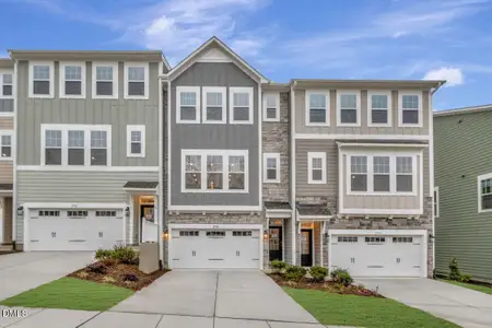 New construction Townhouse house 2724 Hunter Woods Dr, Unit #628, Apex, NC 27502 - image