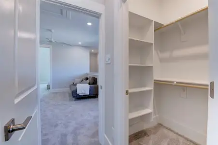 New construction Single-Family house 5142 Rosslyn Rd, Houston, TX 77018 - image 6