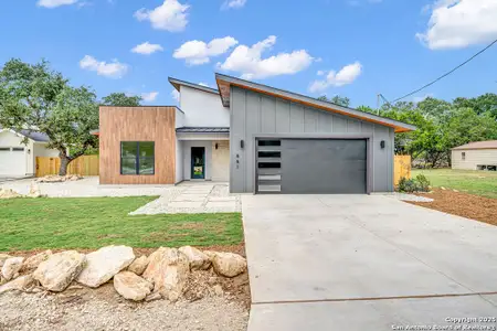 New construction Single-Family house 661 Jonquil, Spring Branch, TX 78070 - image