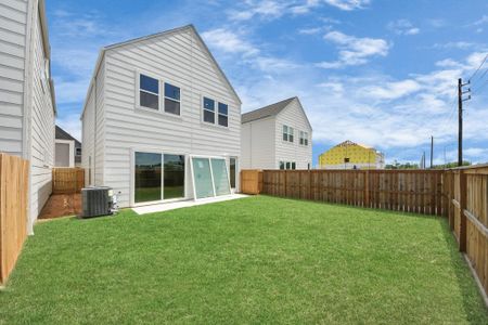 New construction Single-Family house 13105 Moncloa Dr, Houston, TX 77047 - image