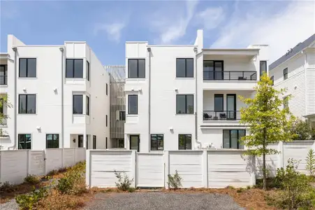 New construction Townhouse house 11548 Serenbe Ln, Chattahoochee Hills, GA 30268 - image