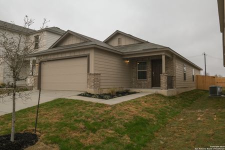 New construction Single-Family house 10319 White Hart, Converse, TX 78109 null- photo 12 12