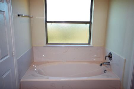 New construction Single-Family house 3502 Bahia Rd, League City, TX 77539 - image 12